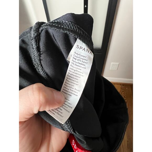 Spanx Metallic Leggings Size Large - Picture 7 of 10